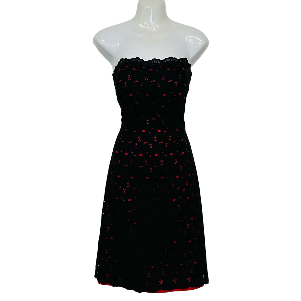 90s Vintage strapless dress Size 8 black lace eyelet over red lining Grad Prom